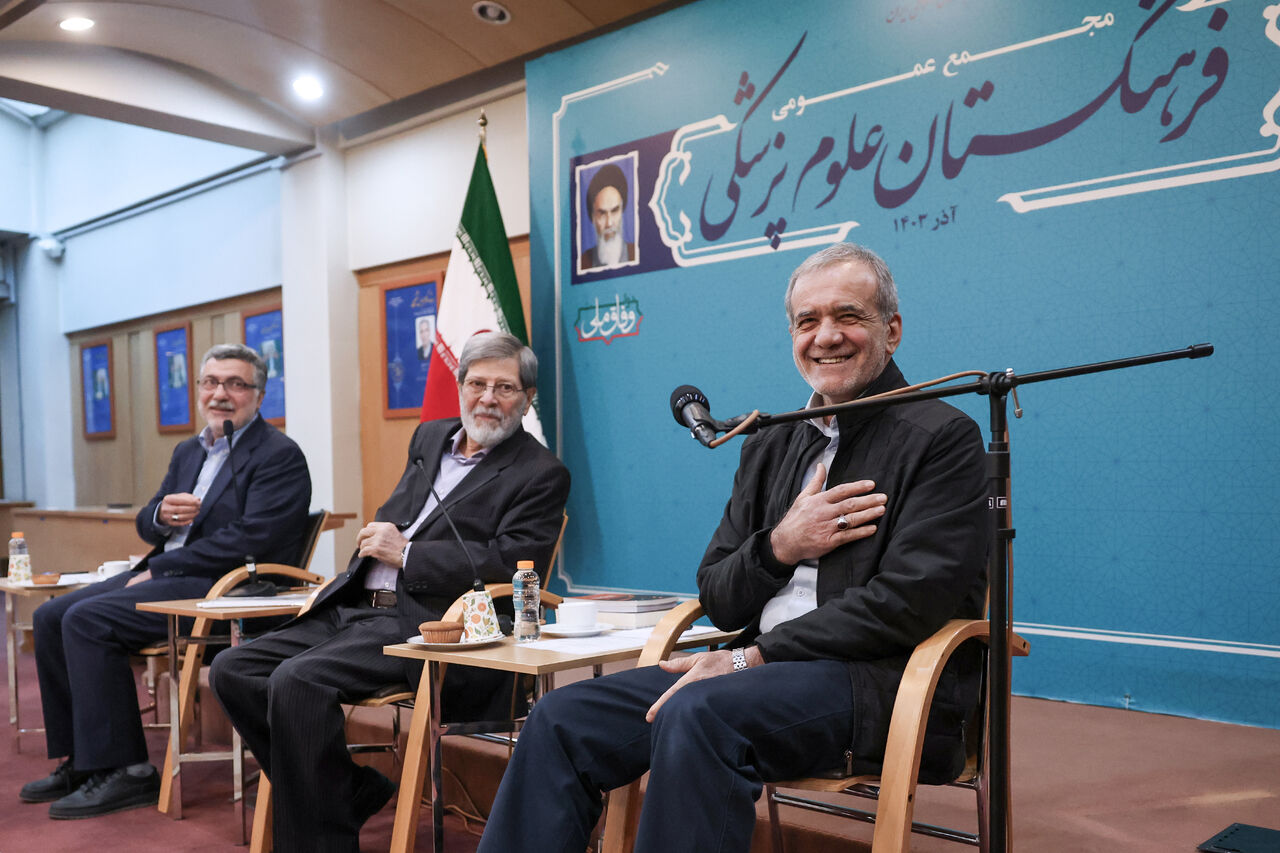 پزشکیان: از مشارکت مردم برای ساخت فضاهای آموزشی استفاده می کنیم