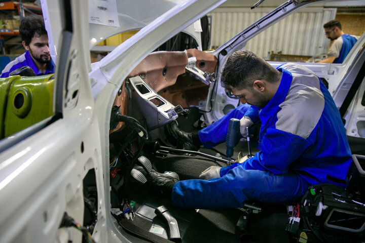 کاهش تصادفات جاده‌ای در گرو ارتقای ایمنی خودروها – جمهورآنلاین