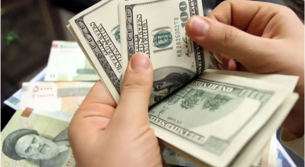 تعریف ابزار جدید مالی برای جذب دلارهای خانگی – جمهورآنلاین