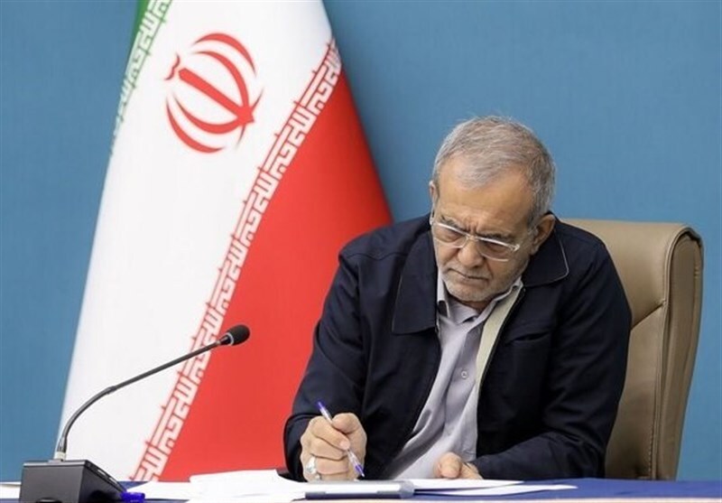 دستور ویژه پزشکیان برای حل مشکل آب‌رسانی استان یزد