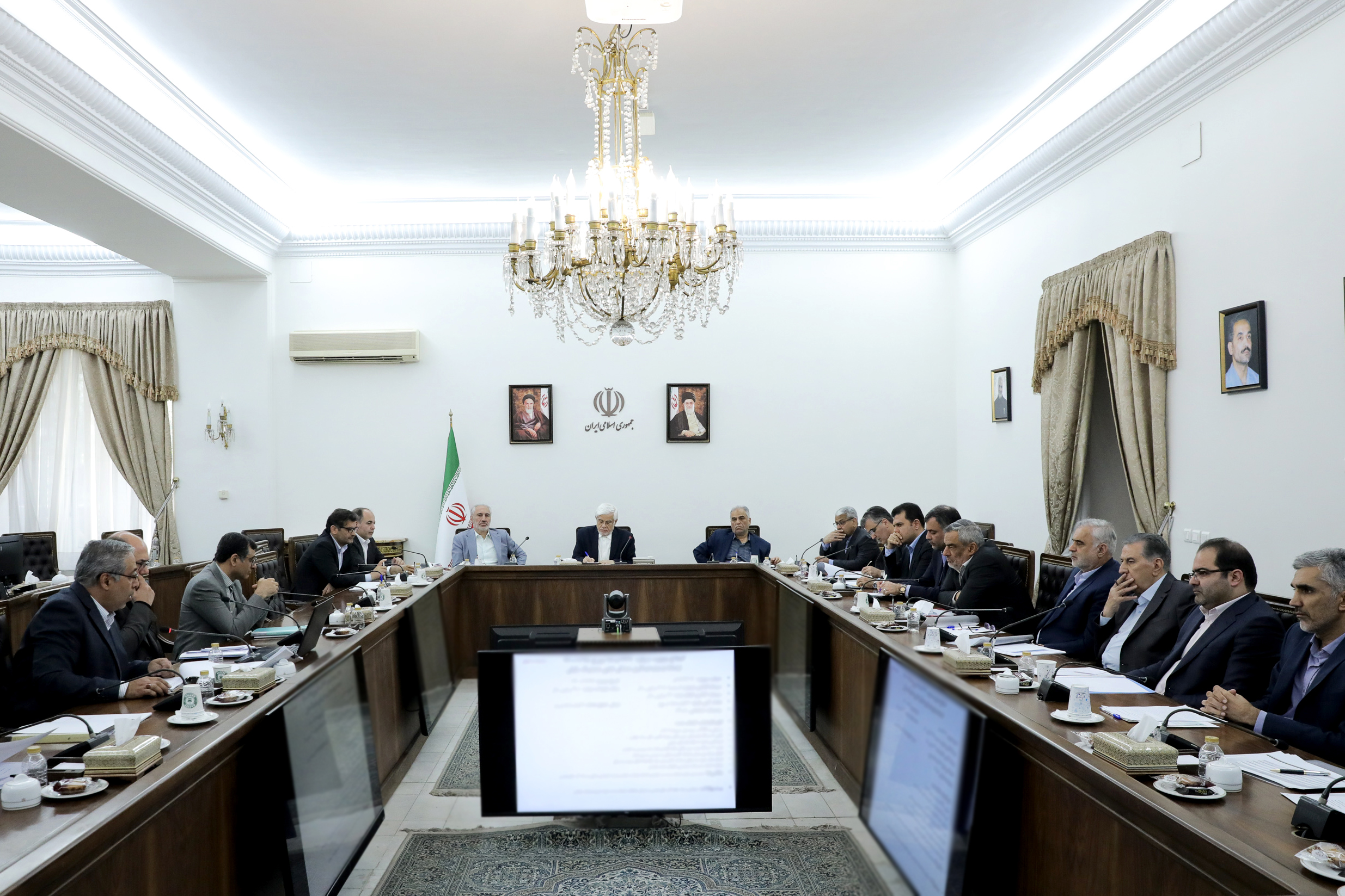 بررسی مصوبات و رفع چالش‌های اجرایی توسعه میادین مشترک نفت و گاز جنوب و غرب – جمهورآنلاین