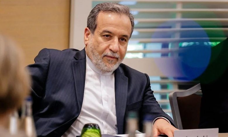 عراقچی: ایران تمامی گزینهها را برای دفاع از حاکمیت، منافع و مردم خود محفوظ میدارد