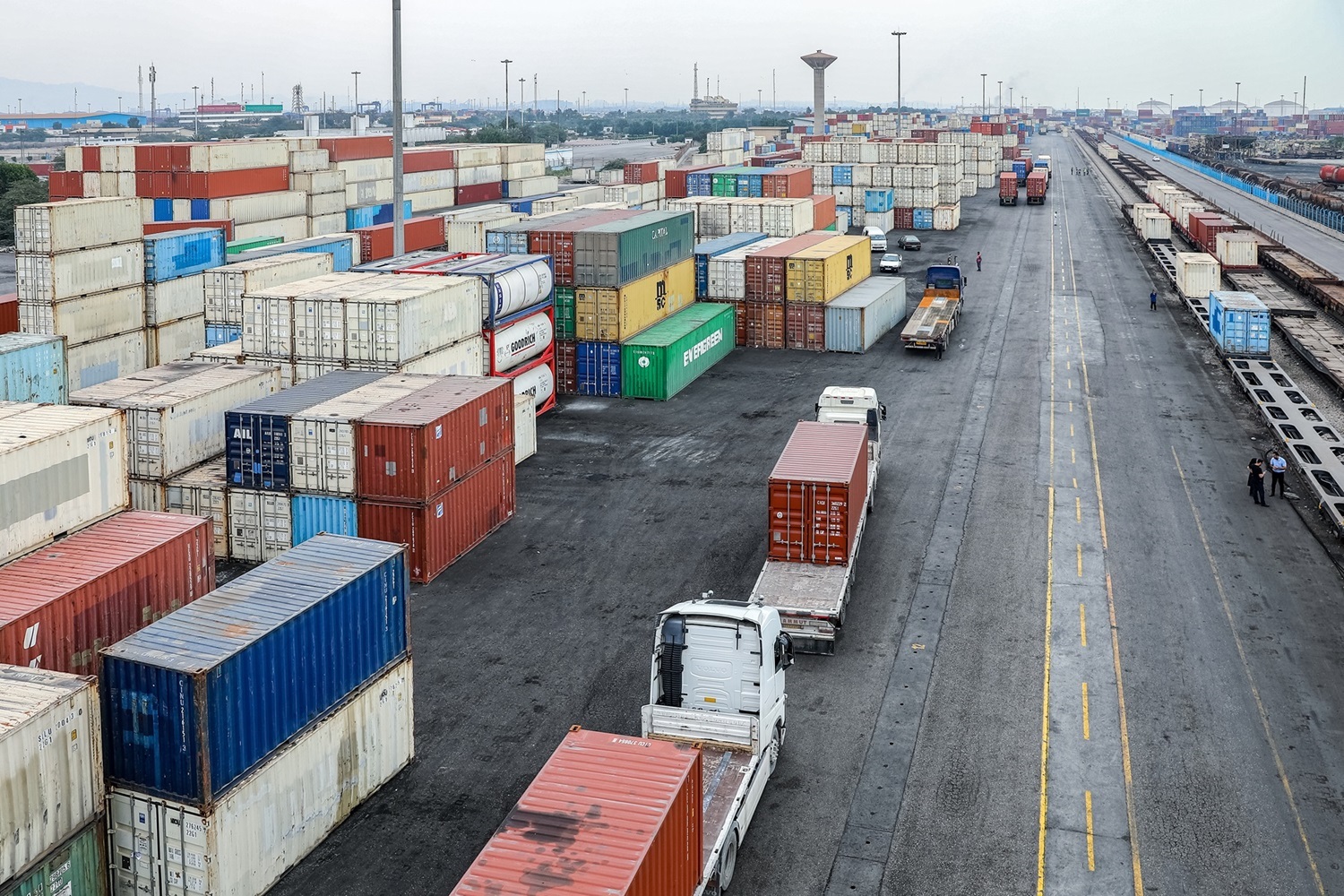 تخفیفات جدید کشتیرانی جمهوری اسلامی ایران برای تحویل بار صاحبان کالا در بنادر خشک