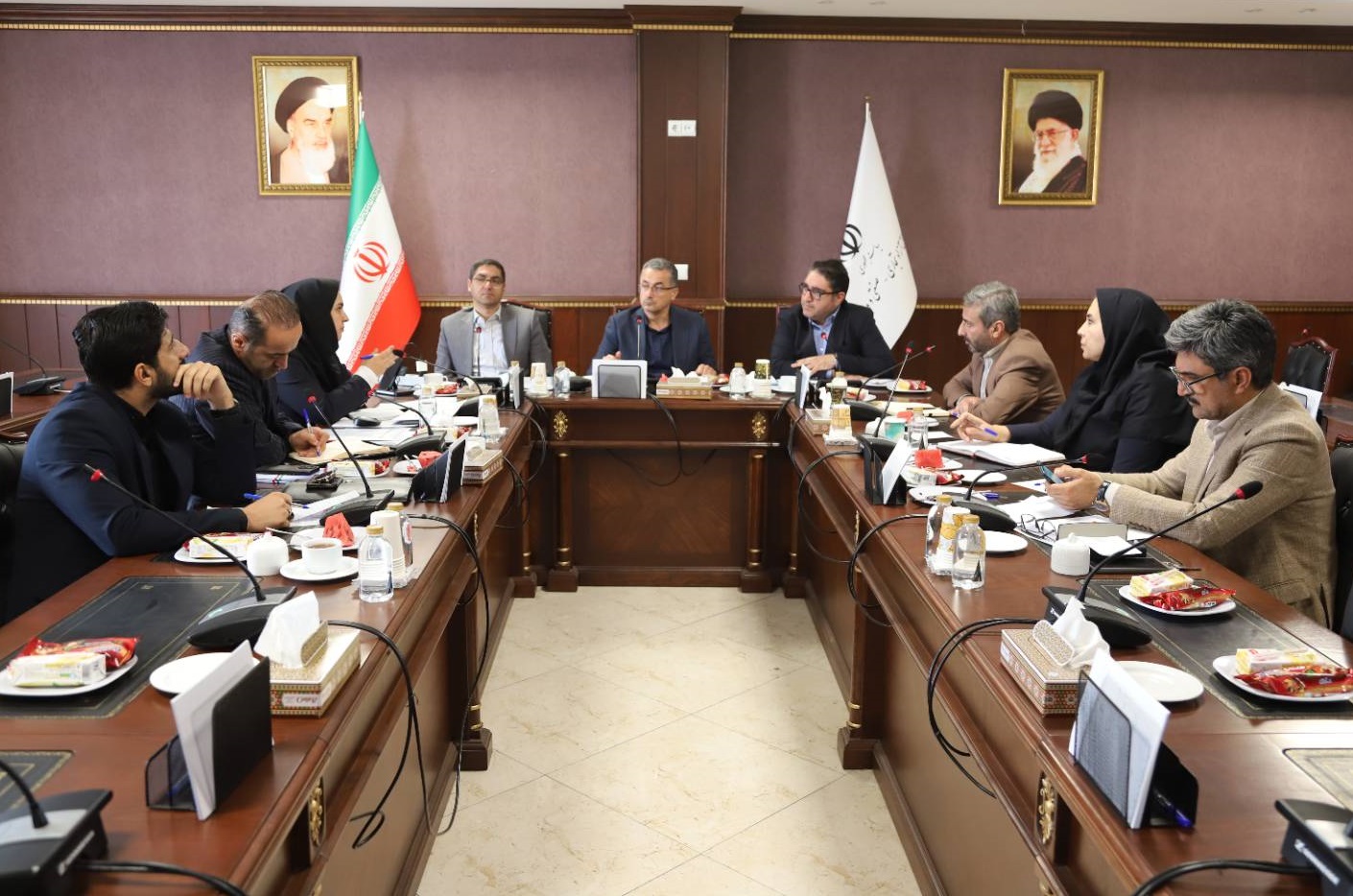 نشست مشترک دبیرخانه شورای‌عالی مناطق آزاد و سازمان توسعه تجارت ایران برگزار شد – جمهورآنلاین