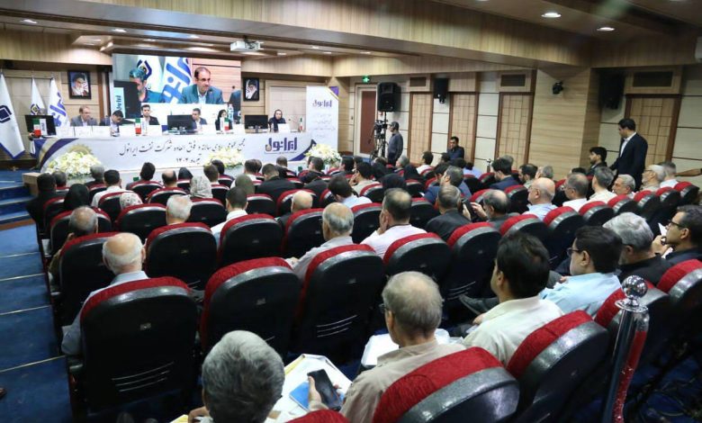 به گزارش ریال آنلاین به نقل از پایگاه اطلاعرسانی شرکت نفت ایرانول، مهندس عیسی اسحاقی، مدیرعامل این شرکت، ضمن خیرمقدم به سهامداران گفت: سال ۱۴۰۳، بینظیرترین سال در تاریخ ایرانول بود و رکوردهای جدیدی در تمامی شاخصهای عملکردی شرکت به ثبت رسیدو فروش ایرانول با رشد 48 درصدی فروش به حدود 220 هزار میلیارد ریال، مقدار فروش با رشد 13 درصدی به بالای۶۵۱ میلیون لیتر و مقدار تولید با رشد 13 درصدی به ۶۵۷ میلیون لیتر ، صادرات با رشد ۳۴ درصدی به ۲۶۲ میلیون لیتر و سود با ۶۵ درصد رشد به بیش از ۲۹ هزار میلیارد ریال رسید.
