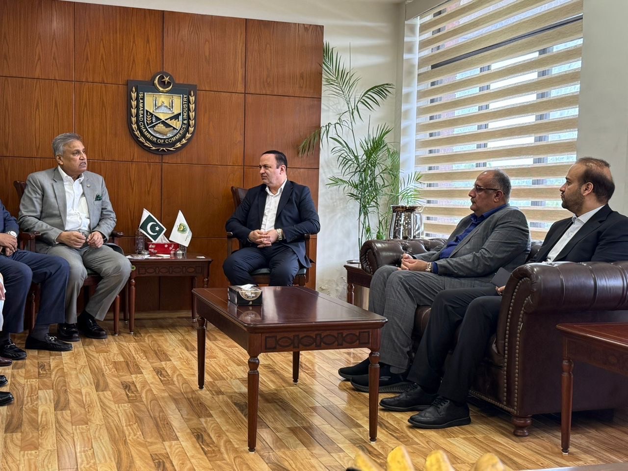 پیوند تجار ایران و پاکستان با محوریت مناطق آزاد – جمهورآنلاین