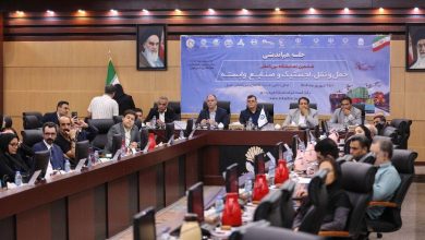 به گزارش ریال آنلاین به نقل از روابط عمومی شرکت نمایشگاهی میلاد نور، محمدجواد قنبری معاون امور نمایشگاهی شرکت سهامی نمایشگاه‌های بین‌المللی جمهوری اسلامی ایران ضمن خوش آمدگویی به حاضران افزود: در طول سال ۷۰ نمایشگاه تخصصی در محل دائمی نمایشگاه بین‌المللی تهران برگزار می‌شود که فرصت خوبی است برای شرکت‌های مختلف که خود را در معرض دید قرار دهند و با شرکت‌های خارجی ارتباط بگیرند.