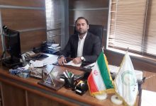 به گزارش ریال آنلاین: رئیس اتحادیه مرکزی نظارت و هماهنگی تعاونی‌های روستایی و کشاورزی ایران با بیان این مطلب در گفت‌وگو با خبرنگار روستانیوز اظهارداشت: شبکه تعاونی‌های روستایی در مجموع حدود 7 هزار شرکت فعال دارد که بخش مولد کشور به شمار می‌روند و این شرکت‌ها برای پویایی، رونق هرچه بیشتر و توسعه نیازمند نقدینگی و سرمایه درگردش لازم هستند، بنابراین سرمایه بانک‌های تخصصی‌ای چون بانک کشاورزی باید به خوبی افزایش یابد تا این بانک از قدرت تسهیلات‌دهی بالایی در ارایه وام به فعالان عرصه کشاورزی و دامداری کشور برخوردار شوند.