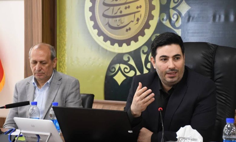 به گزارش ریال آ نلاین به نقل از روابط عمومی سازمان جهاد کشاورزی آذربایجان شرقی،  بهزاد باباخانی در جلسه صندوق بیمه محصولات کشاورزی که با حضور شهرام شفیعی، رئیس سازمان جهاد کشاورزی استان، جواد محمودی، مدیر شعب بانک کشاورزی استان، و جمعی از معاونان و مدیران سازمان برگزار شد با اشاره به نقش پیشگام استان در حوزه‌های مختلف کشاورزی و تأمین امنیت غذایی، اظهار داشت: تلاش‌ها در راستای ارائه خدمات حمایتی به کشاورزان ادامه دارد و نظرات کارشناسی در تصمیم‌گیری‌ها لحاظ خواهد شد.