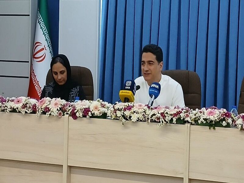 اگر جنگ شود کنار مردم ایران می‌مانم/ اجرای کنسرت رایگان در میدان آزادی – جمهورآنلاین