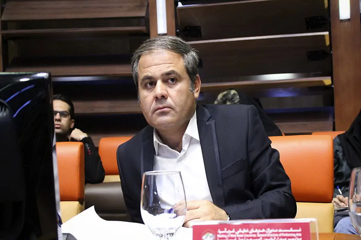 هنرمندان تئاتر خیابانی سختکوش‌ترین قشر فرهنگی کشور هستند – جمهورآنلاین