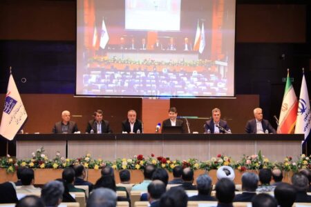 تلاش دولت بر توسعه عدالت ارتباطی در همه روستا‌ها شهر‌ها