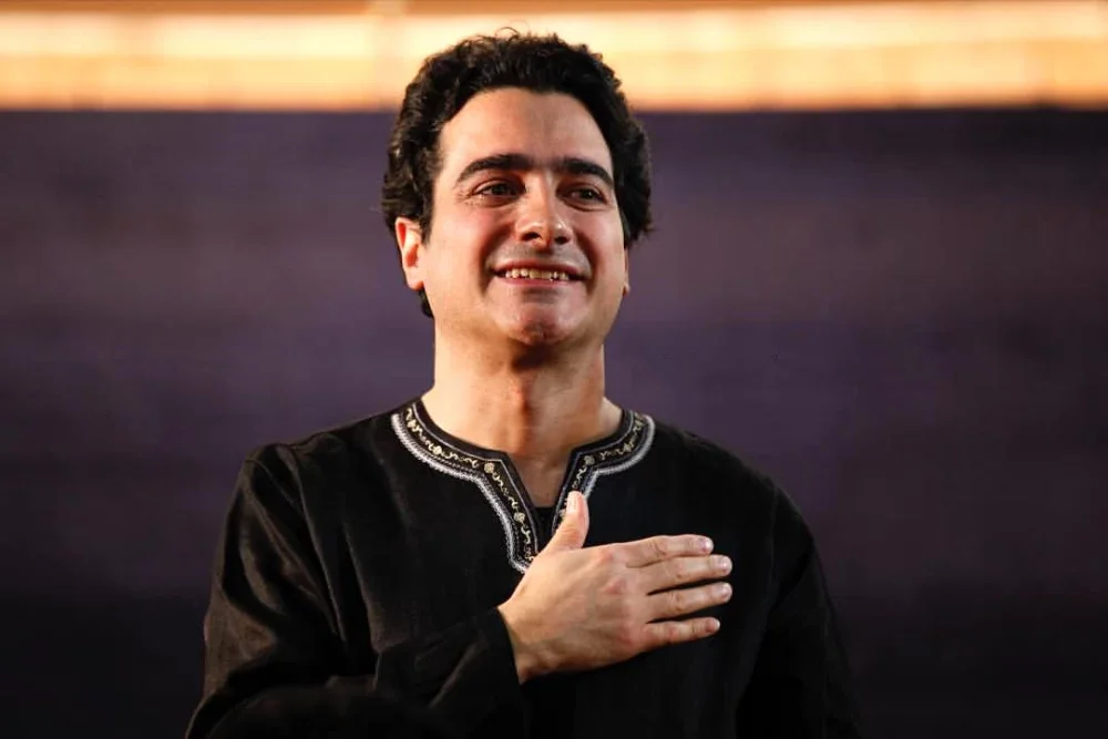 عذرخواهی معاون وزیر فرهنگ بابت لغو کنسرت خیابانی همایون‌ شجریان – جمهورآنلاین