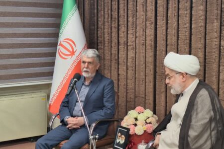  برگزاری مسابقات قرآن در سنندج انسجام ملی و دینی را تقویت کرد