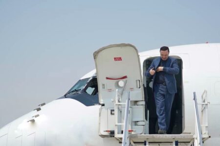 ورود دبیر شورایعالی مناطق آزاد به منطقه آزاد اروند برای دیدار با مقامات عراقی