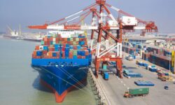 رشد ۵۰ درصدی درآمد گمرکات خوزستان