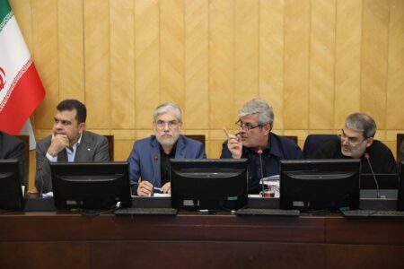 بررسی عملکرد وزارتخانه‌های آموزش، علوم و ارتباطات درکمیسیون برنامه با حضور وزرا