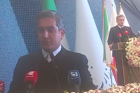 بهبود وضعیت راه‌های کردستان در اولویت باشد