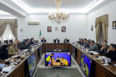 اتکا و تمرکز دولت بر فناوری‌های پیشرفته، مهارت آموزی و آموزش و پرورش است