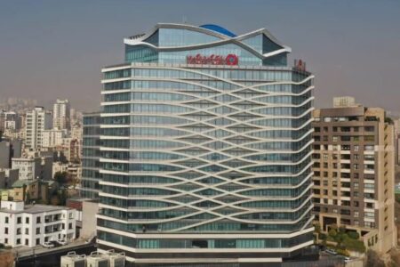 اعتماد دوباره سرمایه‌گذاران به جریان پایدار ارز / بانک گردشگری پیشتاز جذب نقدینگی ارزی