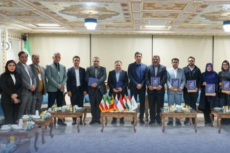 چهار اتاق بازرگانی، تفاهم‌نامه‌ای برای رونق گردشگری و صنایع‌دستی اروند امضا کردند