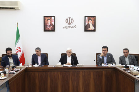 ایجاد یک الگوی حکمرانی داده‌ها در بخش حاکمیتی پیگیری شود