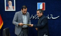 سرپرست معاونت اقتصادی و سرمایه‌گذاری سازمان منطقه آزاد اروند منصوب شد