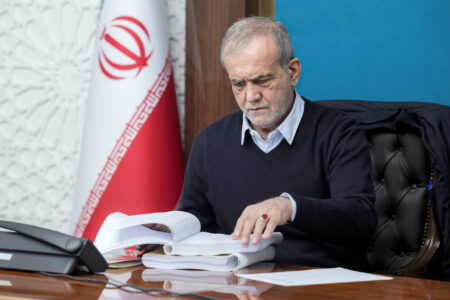 رئیس‌جمهور رسیدگی به مطالبات مشروع مردمی را در اولویت اقدامات دولت قرار داد