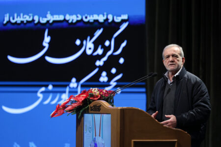 تلاش کشاورزانی که بهره‌وری، کیفیت، کاهش هزینه را محقق کرده‌اند شایسته تقدیر است