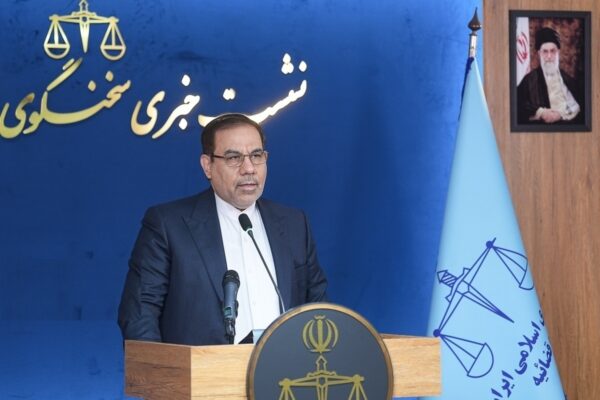 ۲۲۵ متخلف ارزی با ۵۳ میلیارد یورو تعهد شناسایی شدند