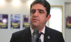 حذف رانت ارزی باید به امضاهای طلایی پایان دهد/ مهار تورم اولویت دولت باشد