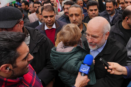 ملت ایران با حضور پرشور در راهپیمایی ۲۲ بهمن، مشت محکمی بر دهان دشمنان زد