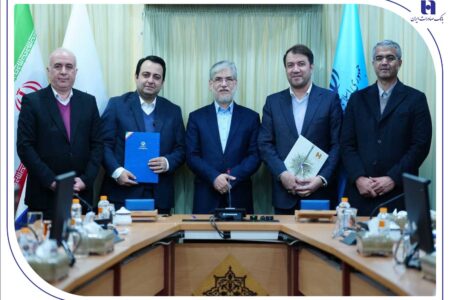 سیمایی صراف: امروز علم و فناوری یک ابزار ضروری برای امنیت کشور است / سیفی: یکی از افتخارات بانک صادرات ایران، خدمت به دانشگاه و عرصه علم است