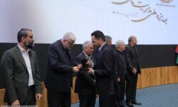 درخشش گروه توسعه مالی مهرآیندگان با کسب تندیس زرین «جایزه ملی مدیریت مالی ایران»