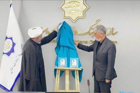 شناساندن ابعاد مختلف شخصیت رهبر شهید انقلاب، وظیفه‌ای ضروری است