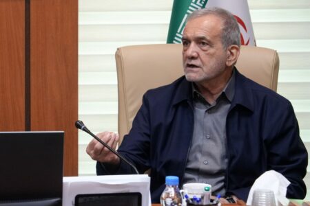پزشکیان: هیچ قدرتی قادر به تسلیم ملت ایران نیست