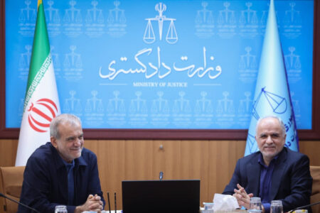 دستاوردهای جنگ نباید موجب غفلت از چالش‌های پیش روی شود
