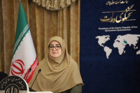 دولت وفاق ملی سهم‌ساز است نه سهم‌خواه