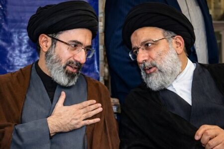گر‌ه‌گشایی از دغدغه‌های اقتصادی و معیشتی مهمترین وظیفه مسئولان