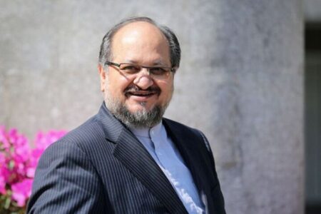ابهام درباره مدیرعامل هلدینگ خلیج‌فارس برطرف شد/ شریعتمداری می‌ماند