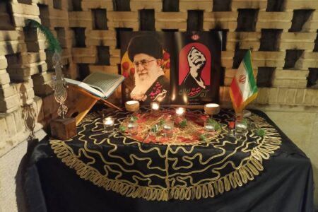 آیین بزرگداشت قائد شهید و شهدای خانواده ایشان از طرف رهبر انقلاب برگزار می‌شود