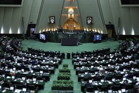 لایحه یک فوریتی مقابله با جنایات بین المللی بررسی می‌شود