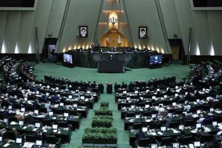 رهنمودهای رهبر انقلاب درباره «اتحاد مقدس» را معیار رفتارمان قرار می‌دهیم