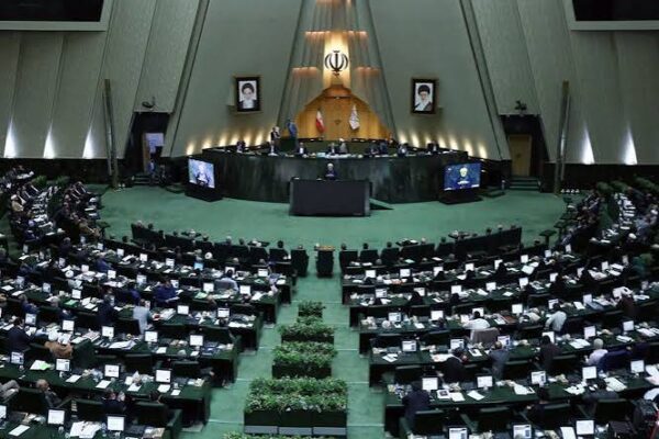 رهنمودهای رهبر انقلاب درباره «اتحاد مقدس» را معیار رفتارمان قرار می‌دهیم