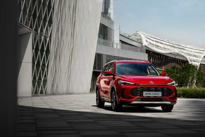 بررسی MG ZS هیبرید و جایگاه آن در بازار خودروهای وارداتی