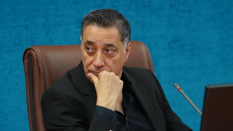 به گزارش ریال آنلاین به نقل از روابط عمومی سازمان برگزار کننده تحولات شتابان اقتصاد جهانی، توسعه کریدورهای بین‌المللی، رقابت فزاینده کشورها برای افزایش سهم از بازار ترانزیت و ظهور فناوری‌هایی همچون هوش مصنوعی، اینترنت اشیا و تحلیل کلان‌داده، مفهوم حمل‌ونقل و لجستیک را وارد مرحله‌ای تازه کرده است.